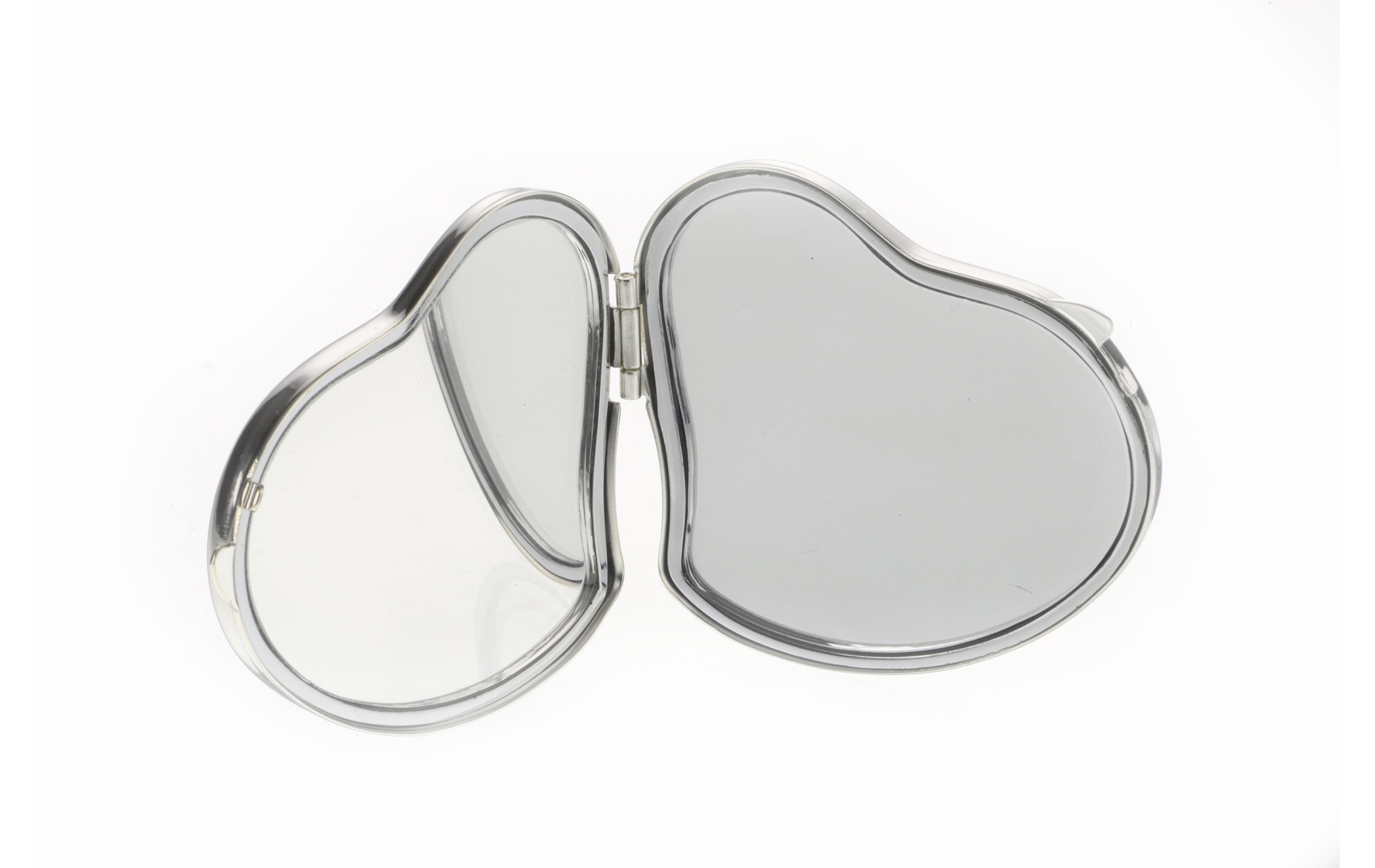 Купить Компактное зеркальце в форме сердца 1